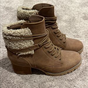 Very G boots with heels! Zipper sides and fur! Too cute ! Size 10 
NWOT